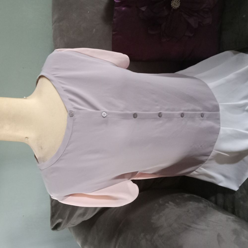 Lightweight tricolored scoop neck, short sleeve, poly (no iron) blouse.